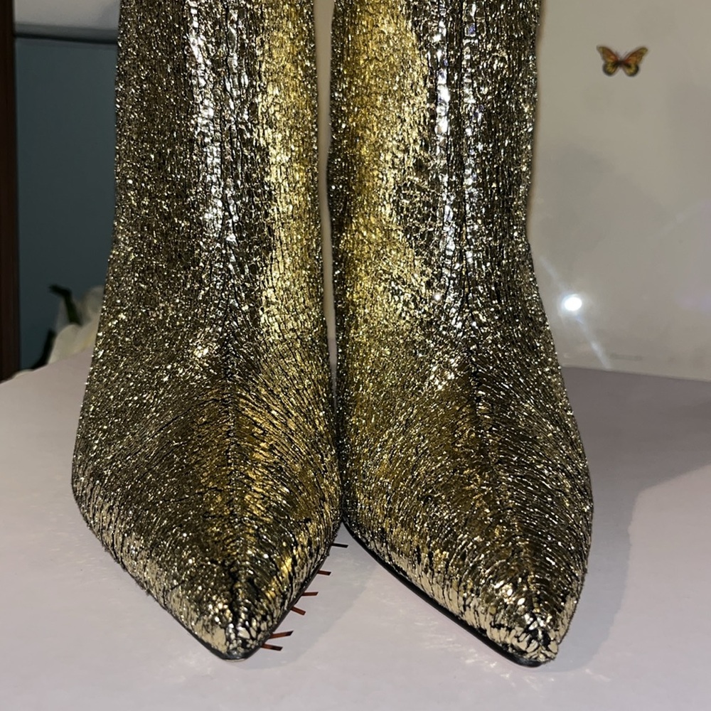 Katy Perry "THE REVIVAL BOOT" Gold Pointed Toe Heeled Boot NIB sz 7.5 - Picture 11 of 17